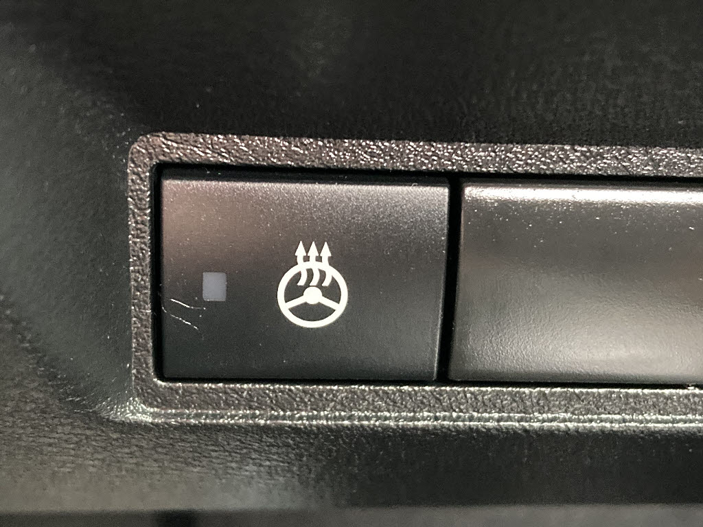 ニッサン ノート12枚目