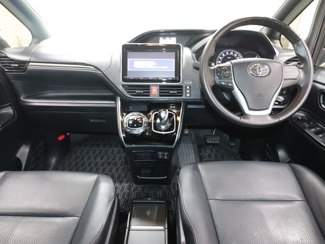 トヨタ エスクァイアＨＶ2枚目