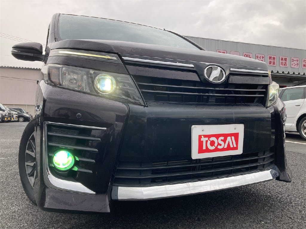 トヨタ ヴォクシー8枚目