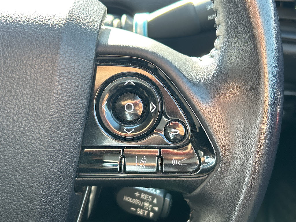 トヨタ プリウス9枚目