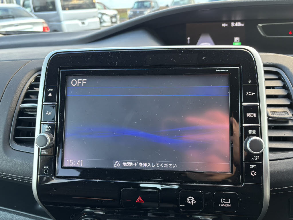 ニッサン セレナＨＶ2枚目