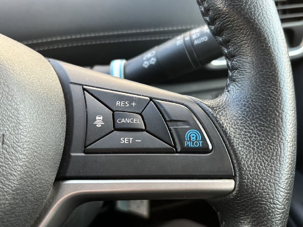 ニッサン セレナＨＶ6枚目