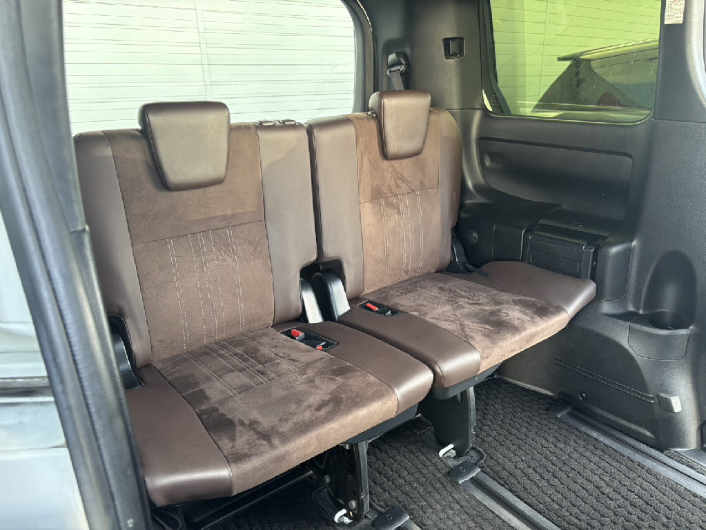 トヨタ エスクァイア10枚目