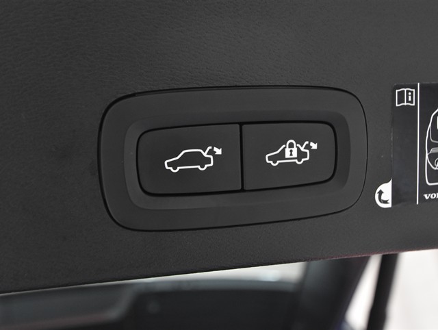 ボルボ XC4013枚目