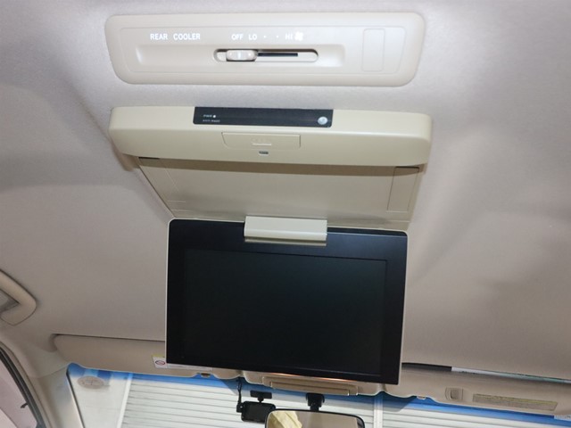 トヨタ エスティマ5枚目