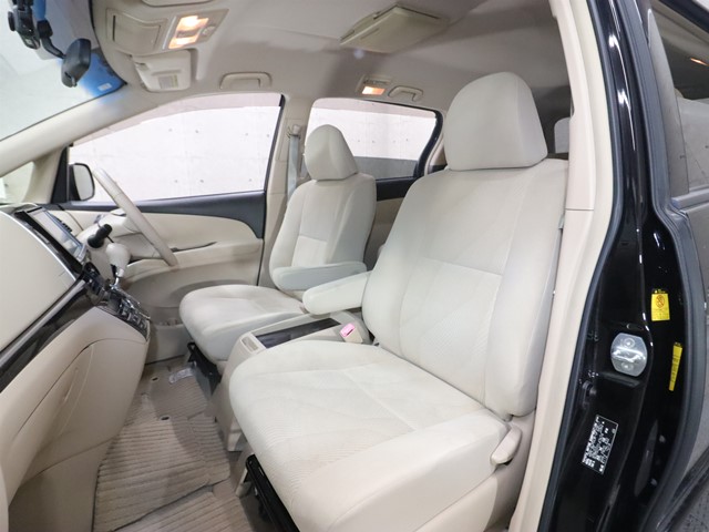 トヨタ エスティマ6枚目