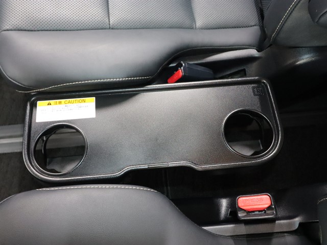 トヨタ エスクァイアHV9枚目