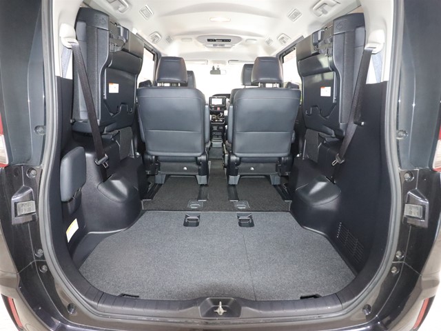 トヨタ エスクァイアHV12枚目