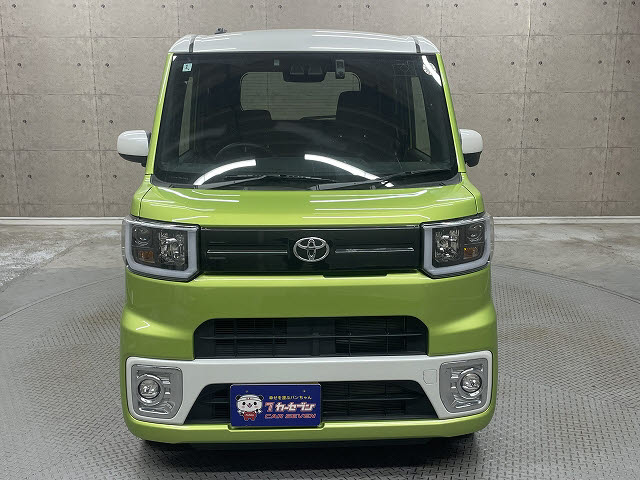 トヨタ ピクシスメガ9枚目
