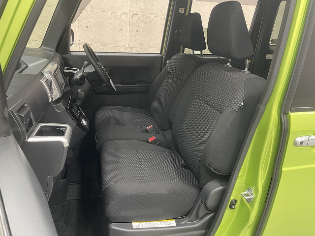 トヨタ ピクシスメガ5枚目