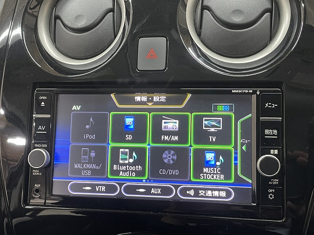 ニッサン ノート15枚目