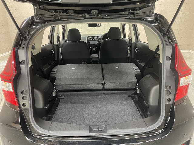 ニッサン ノート8枚目