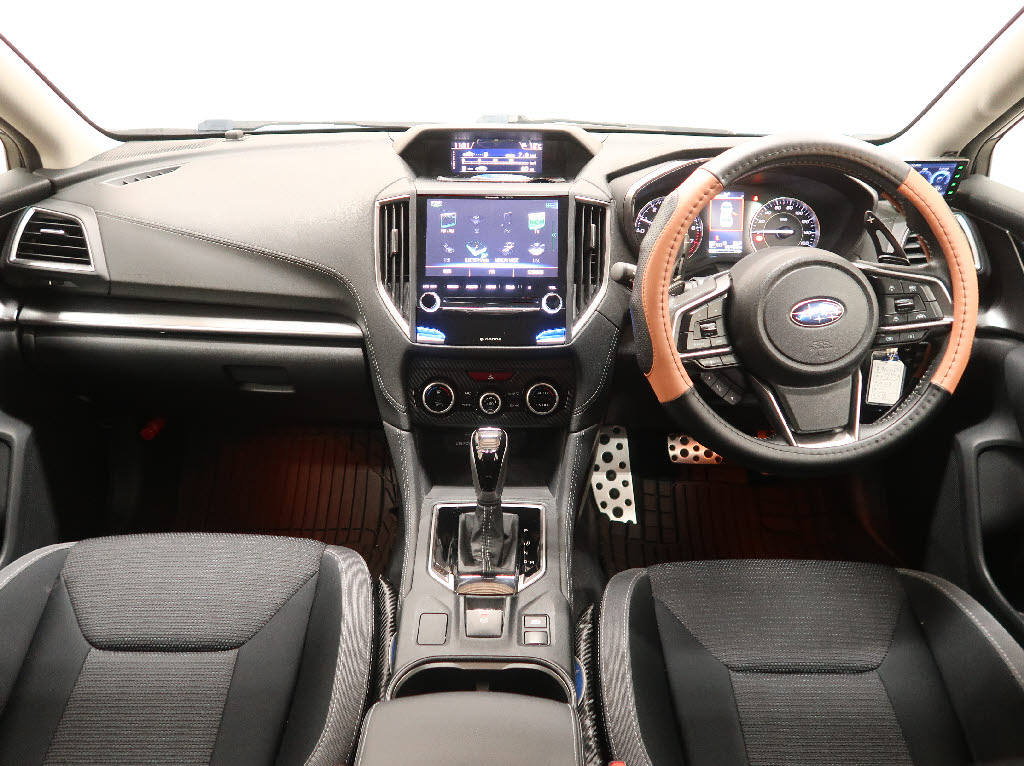 スバル インプレッサスポーツ3枚目