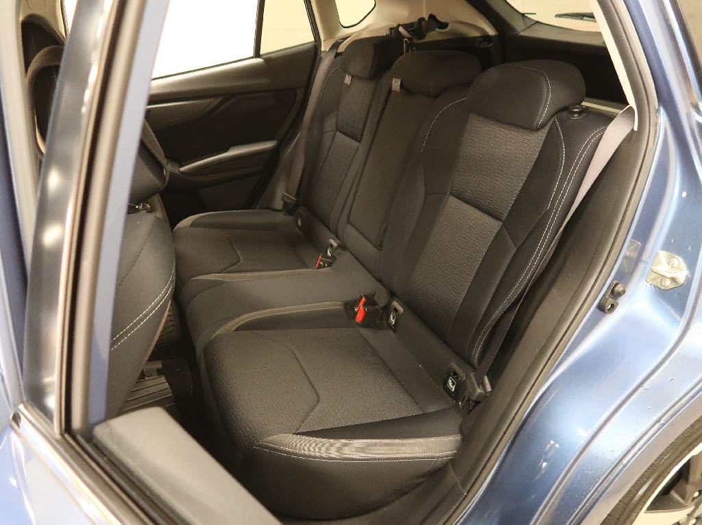 スバル インプレッサスポーツ7枚目