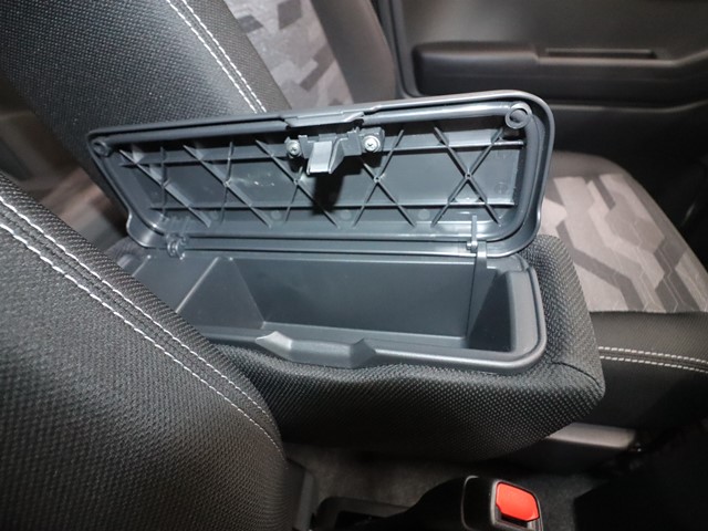 ダイハツ タフト4枚目