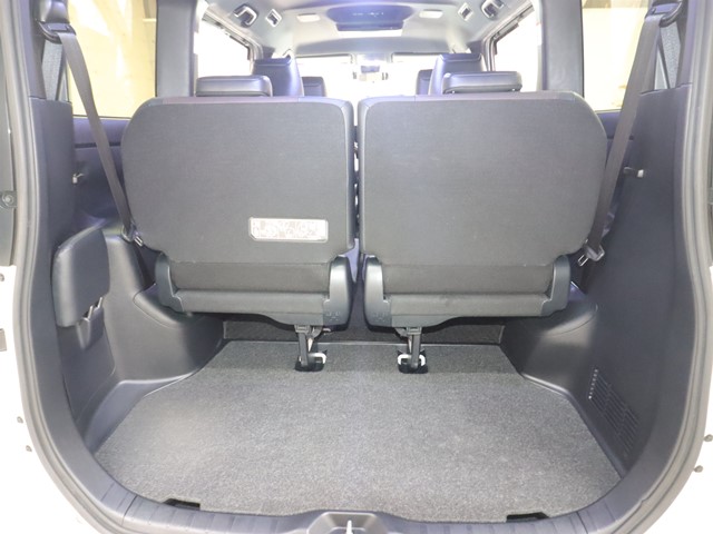 トヨタ エスクァイア12枚目