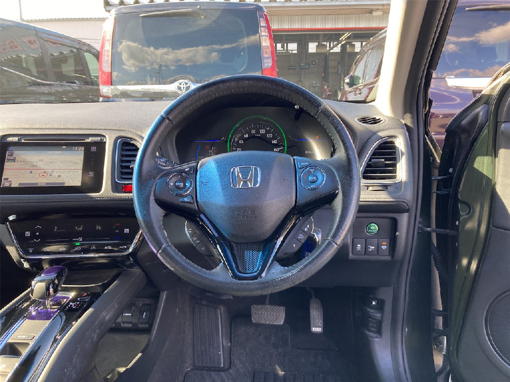 ホンダ ヴェゼルHV18枚目