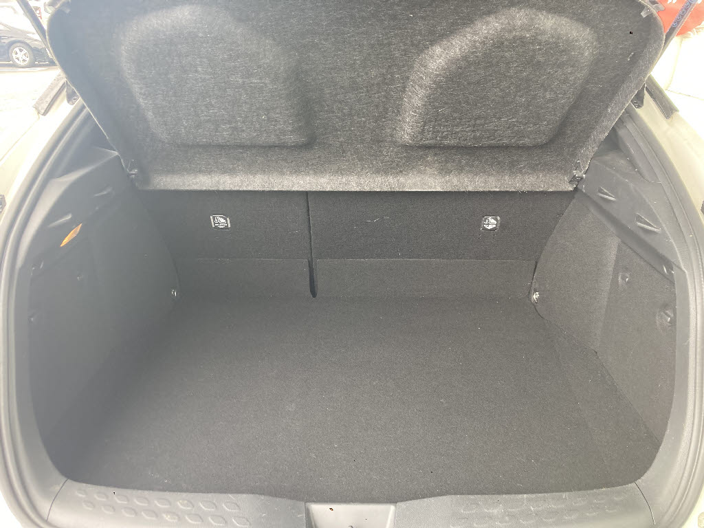 トヨタ C-HR16枚目