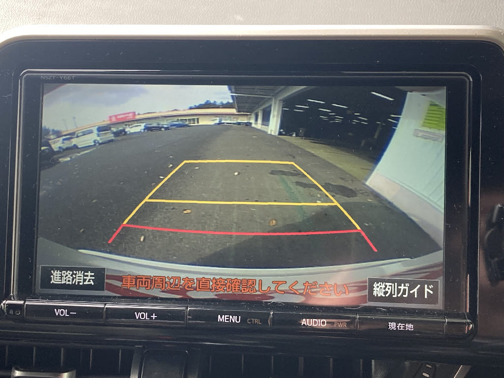 トヨタ C-HR4枚目