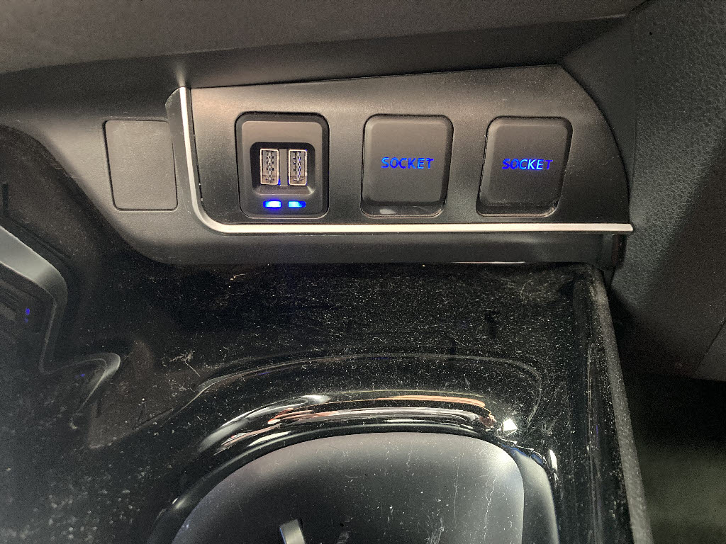 トヨタ C-HR7枚目