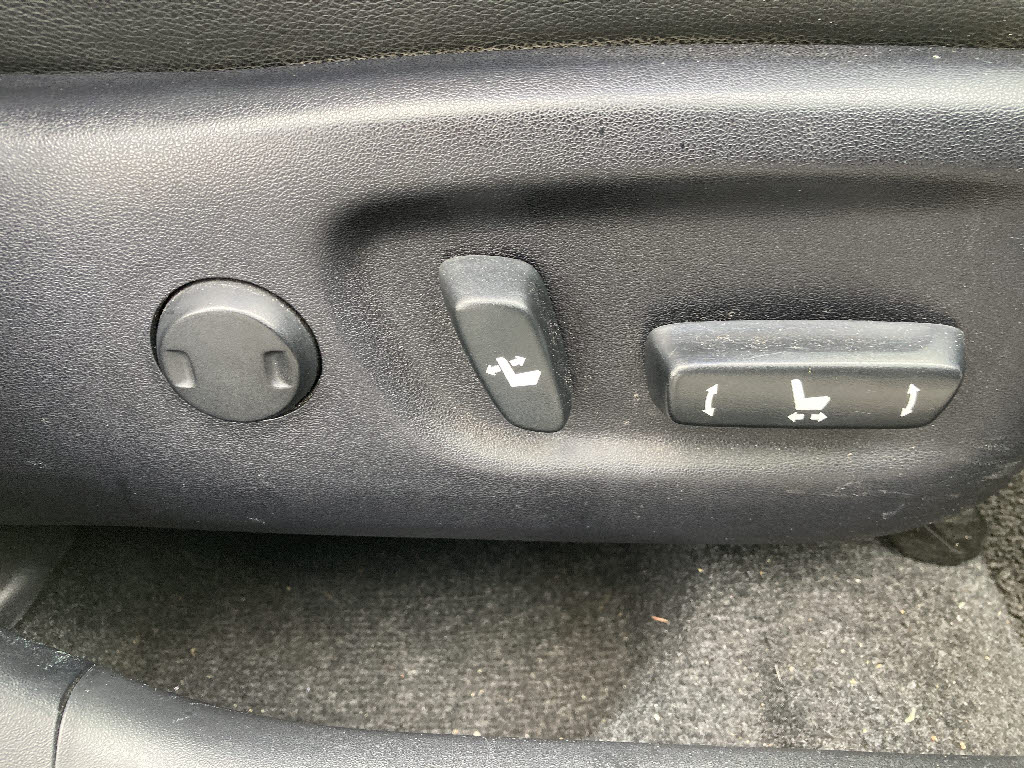 トヨタ プリウス12枚目