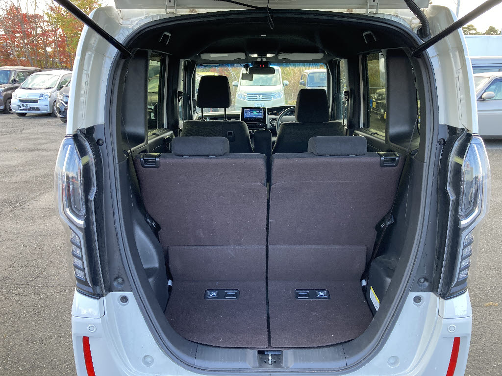 ホンダ N BOXカスタム10枚目