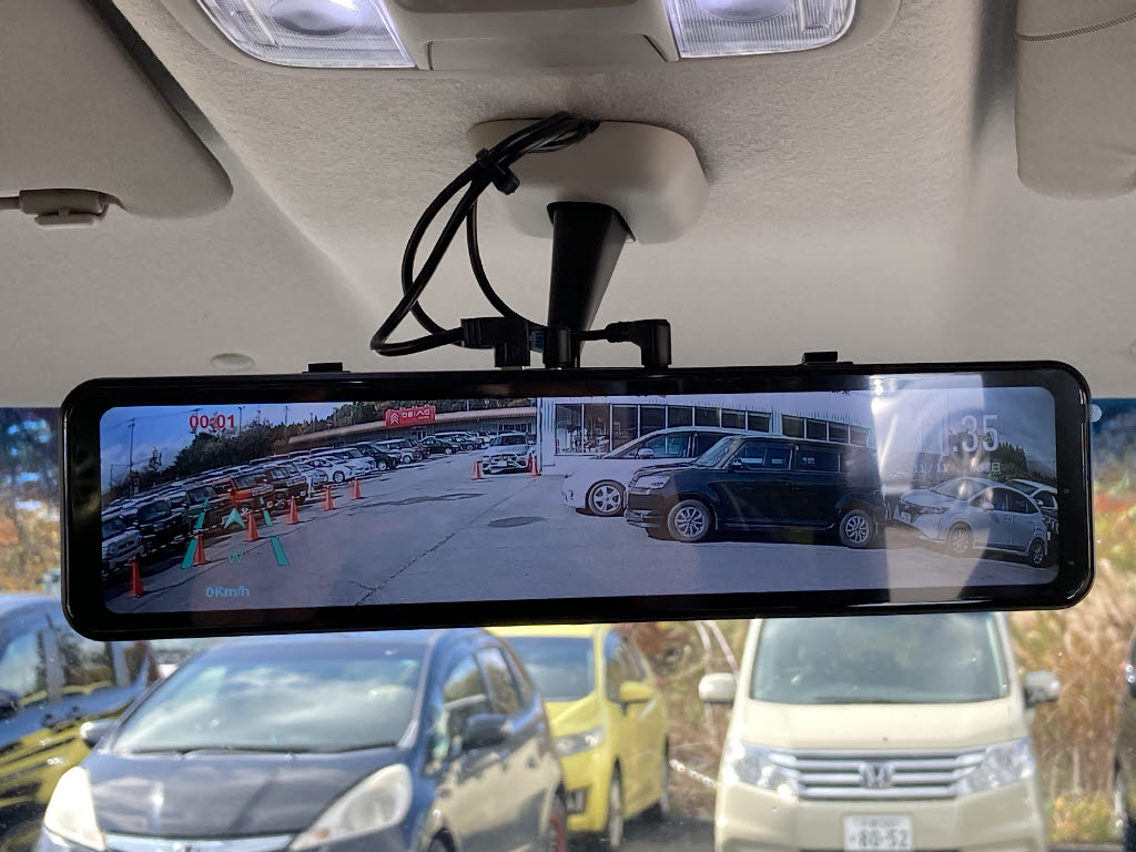 ホンダ N BOXカスタム12枚目