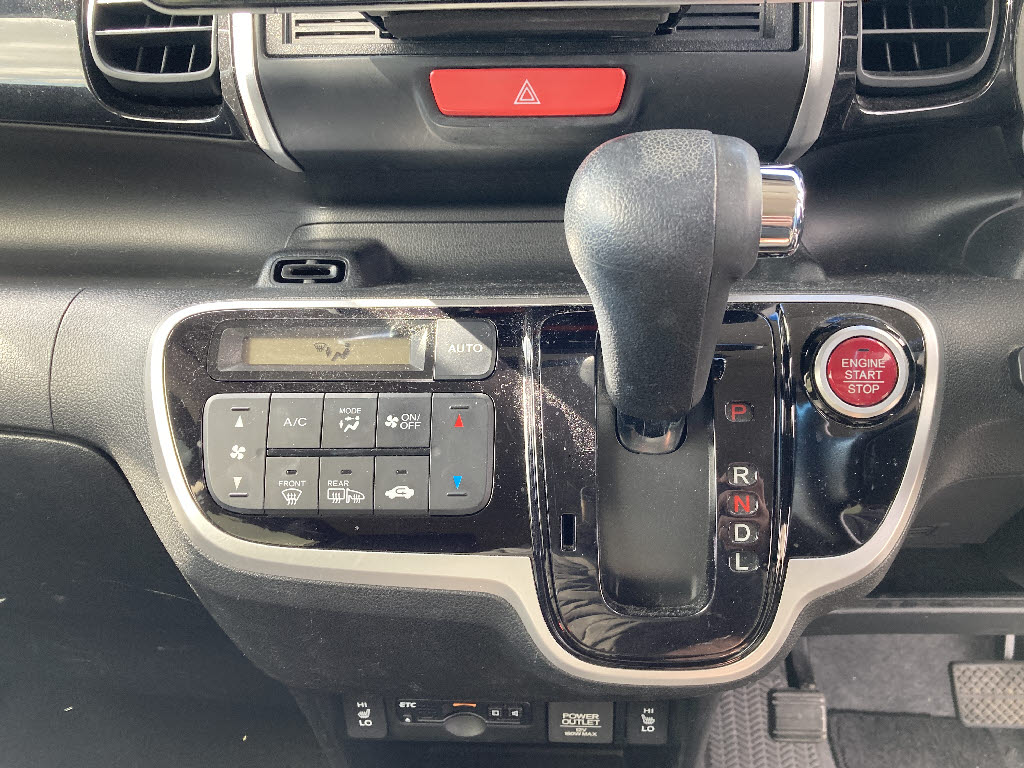 ホンダ N BOXカスタム5枚目