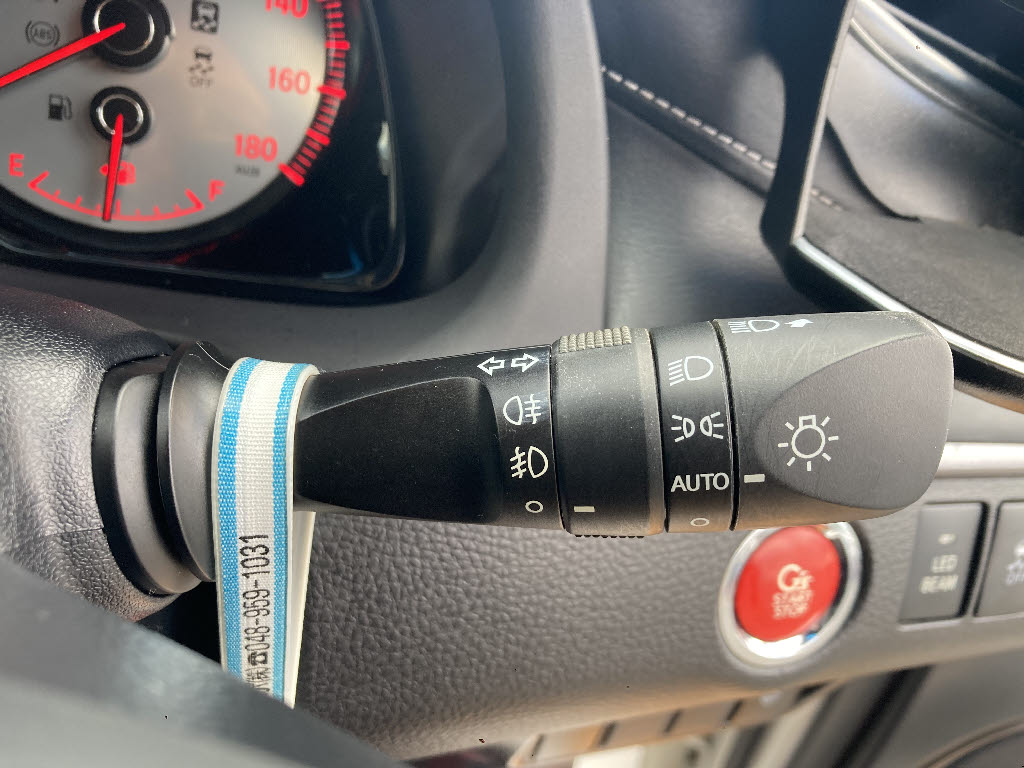 トヨタ ハリアー9枚目