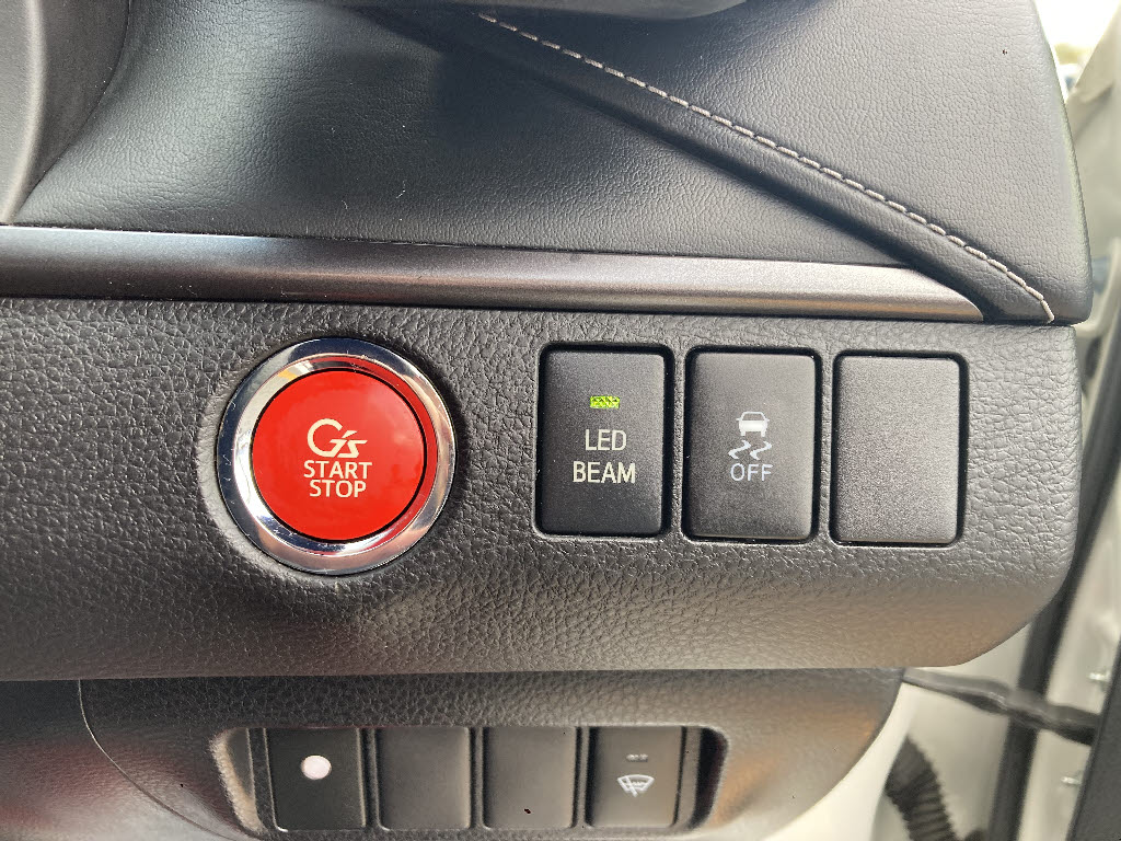 トヨタ ハリアー7枚目