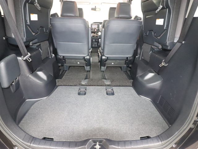 トヨタ エスクァイア12枚目