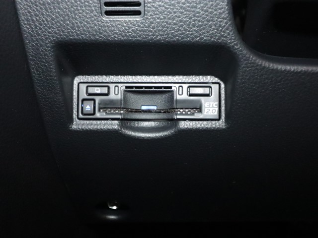 トヨタ ヴォクシー16枚目