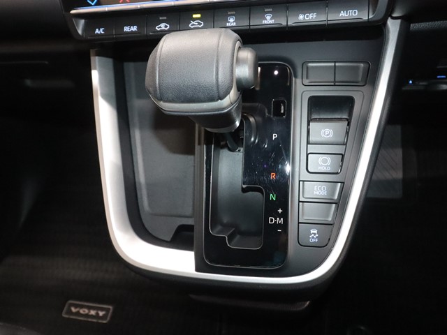 トヨタ ヴォクシー17枚目