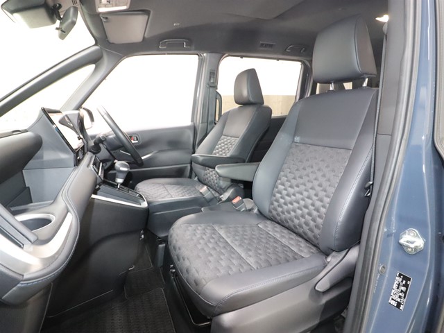 トヨタ ヴォクシー6枚目