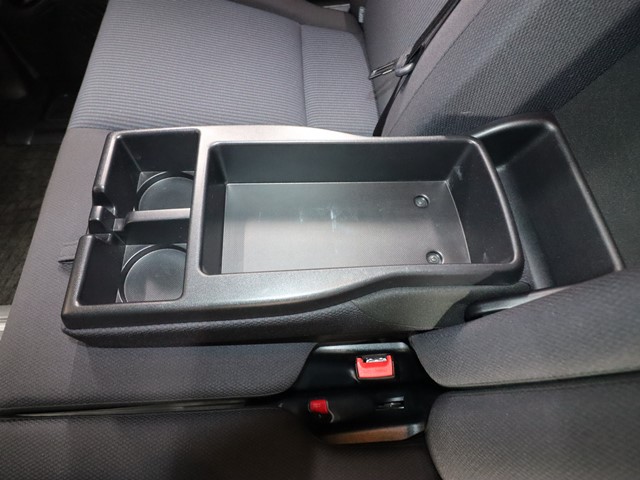 トヨタ ノア9枚目