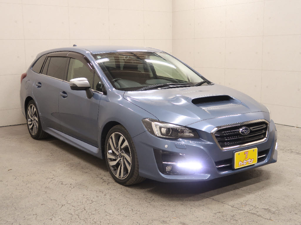 スバル レヴォーグ9枚目