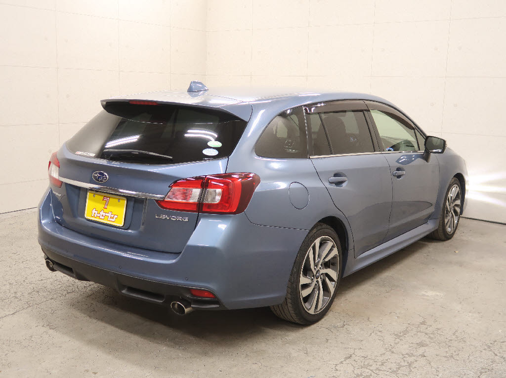 スバル レヴォーグ1枚目