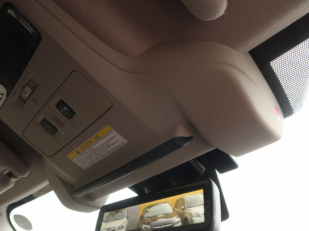 スバル レヴォーグ2枚目