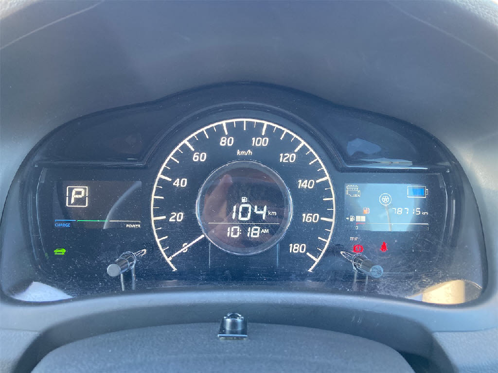 ニッサン ノート15枚目