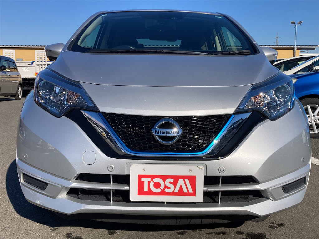 ニッサン ノート2枚目