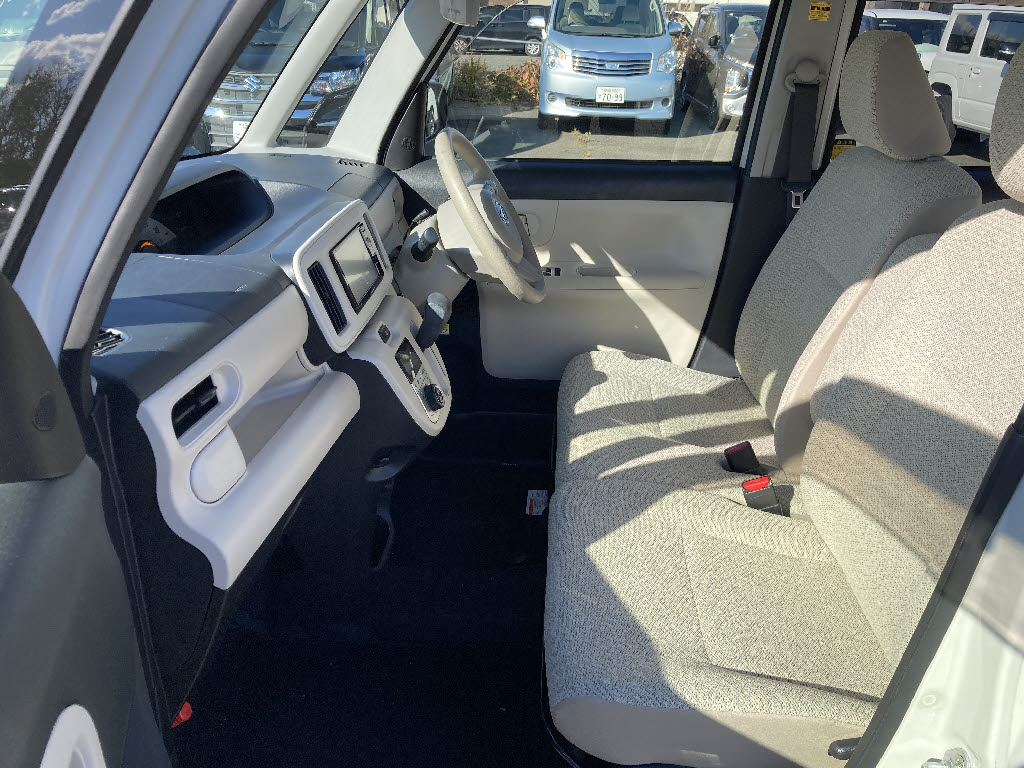 ダイハツ ムーヴキャンバス8枚目