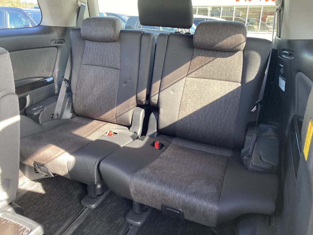 トヨタ ヴェルファイアハイブリッド15枚目