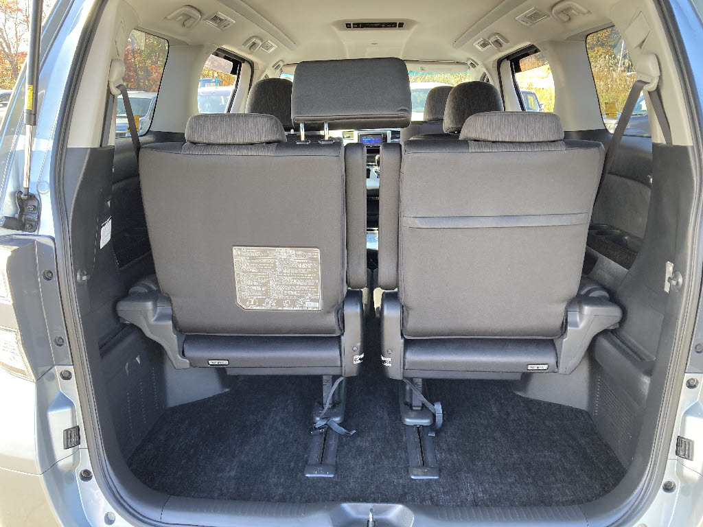 トヨタ ヴェルファイアハイブリッド16枚目