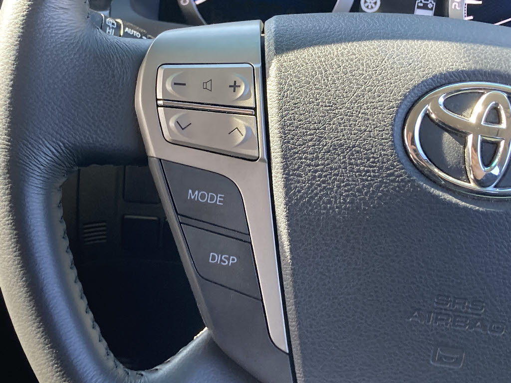 トヨタ ヴェルファイアハイブリッド8枚目