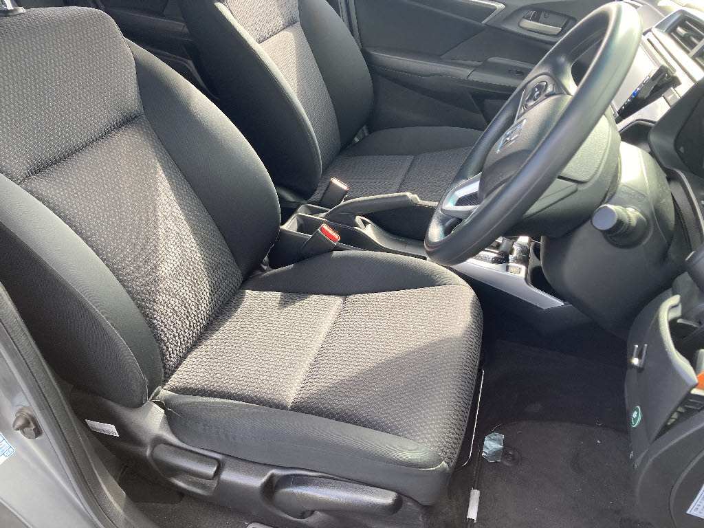 ホンダ フィット12枚目