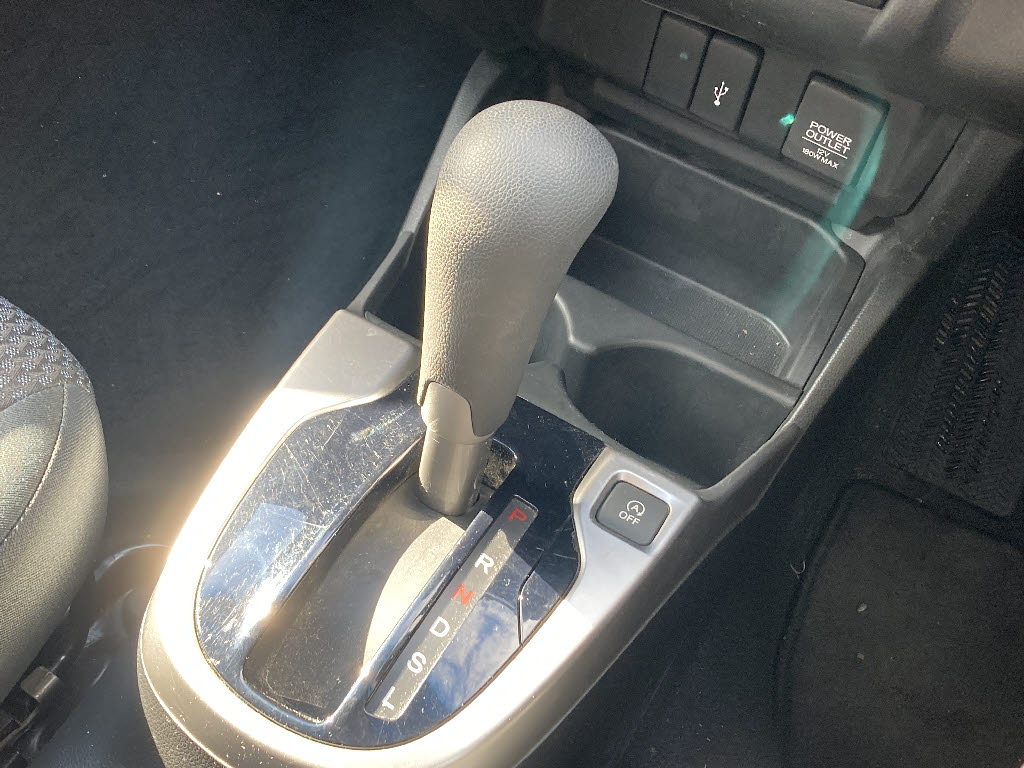 ホンダ フィット7枚目