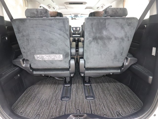 トヨタ アルファード14枚目