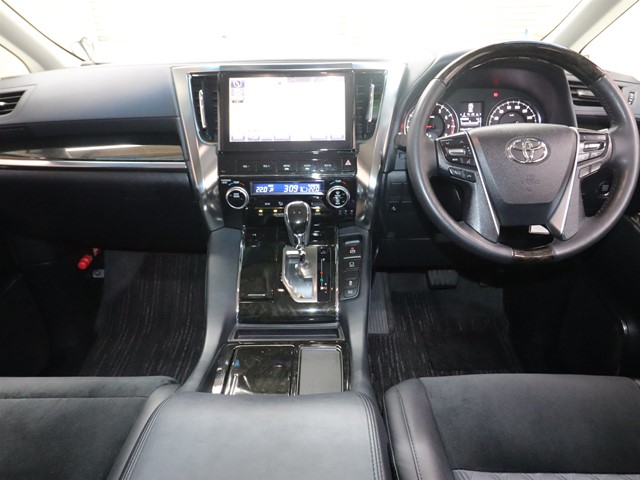 トヨタ アルファード2枚目