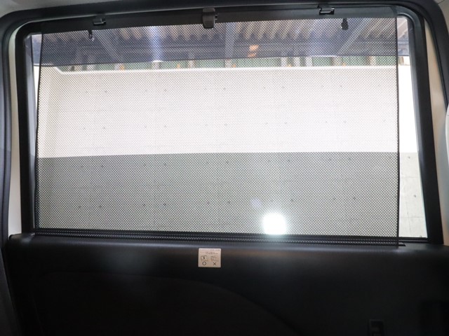 ニッサン セレナHV6枚目