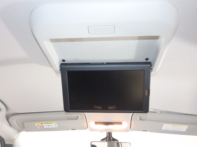 ニッサン セレナHV7枚目